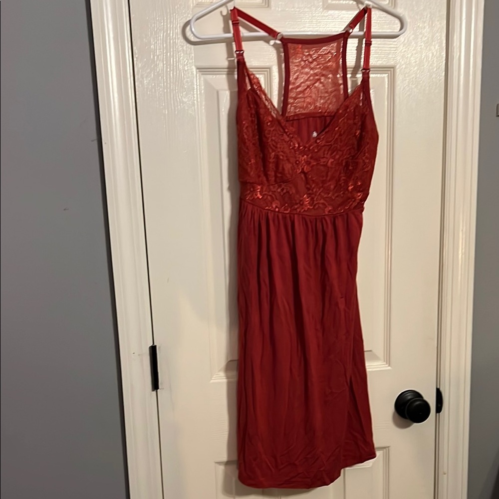 Maternity nightgown